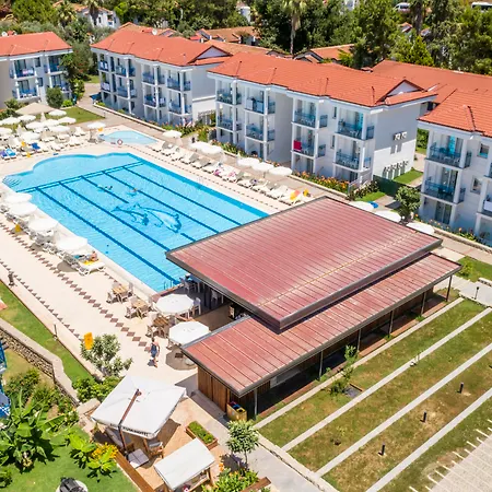 Belcekum Hotell 4*