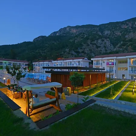 Hotell Belcekum 4*
