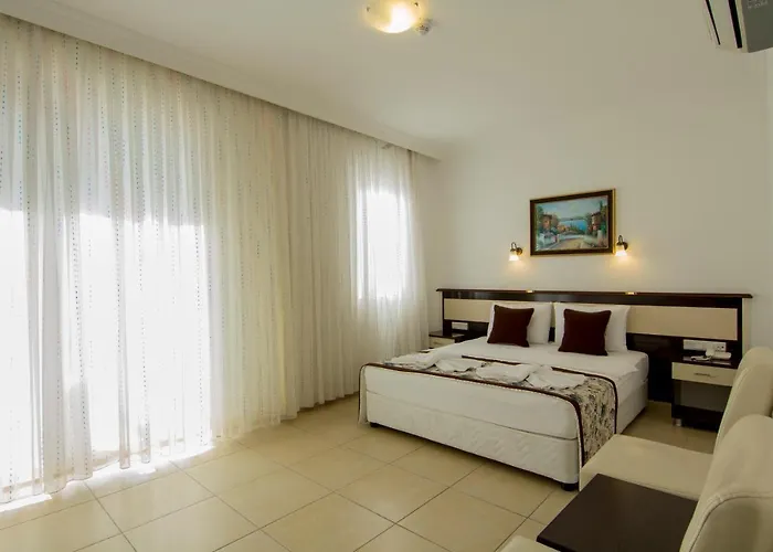 Hotel Belcekum 4*
