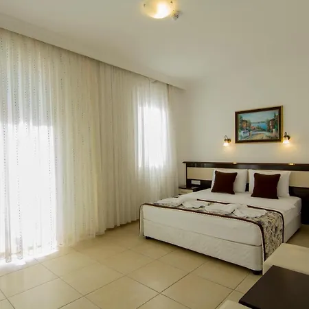 فندق Belcekum 4*